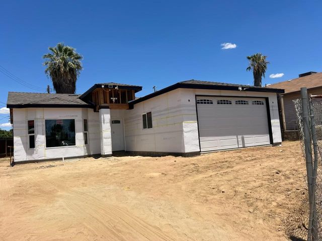 3008 Crestline Road, Bakersfield, CA 93306