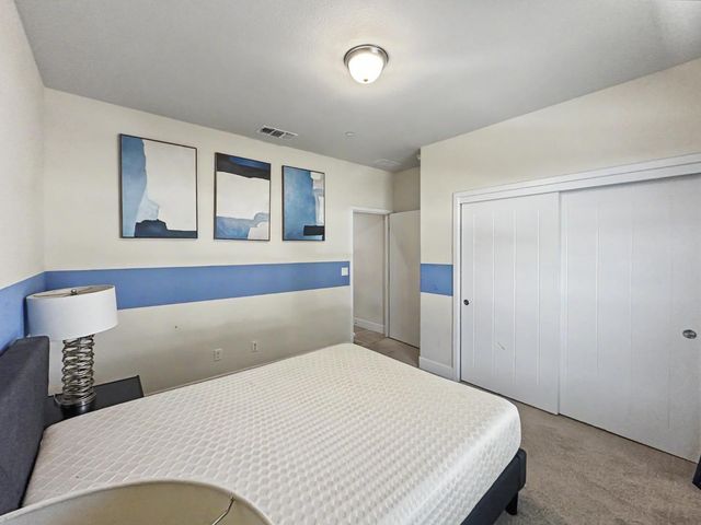 3659 N Pearwood Avenue, Fresno, CA 93727
