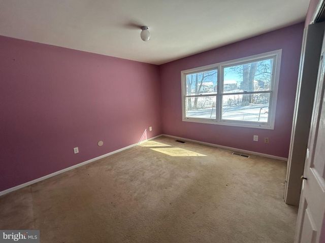 12609 WESLEY DR, Fredericksburg, VA 22407