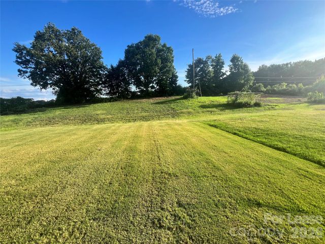8010 Foxcroft Drive, Monroe, NC 28110