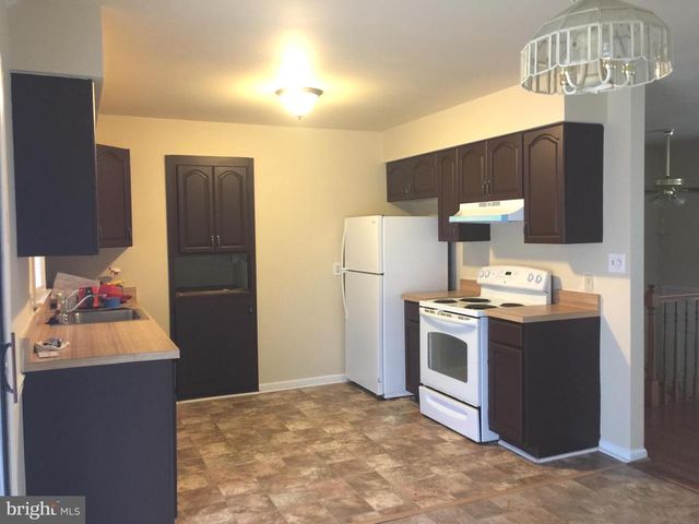 11919 STANSBURY DR, Fredericksburg, VA 22407