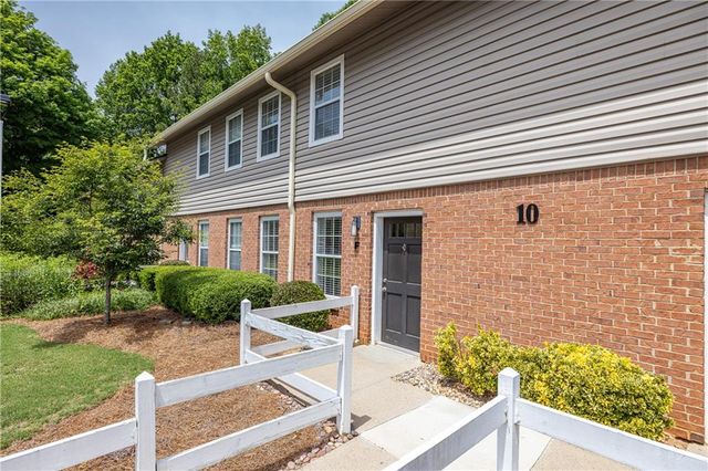 7750 Roswell Road 10F, Atlanta, GA 30350