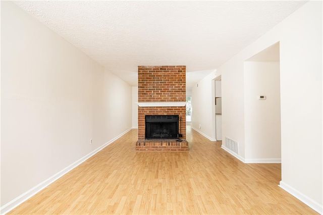 7750 Roswell Road 10F, Atlanta, GA 30350