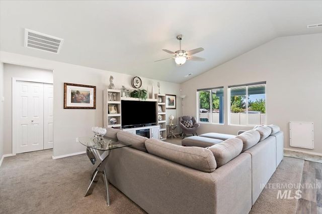 11518 Maidstone Dr, Caldwell, ID 83605