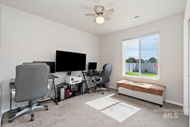 11518 Maidstone Dr, Caldwell, ID 83605