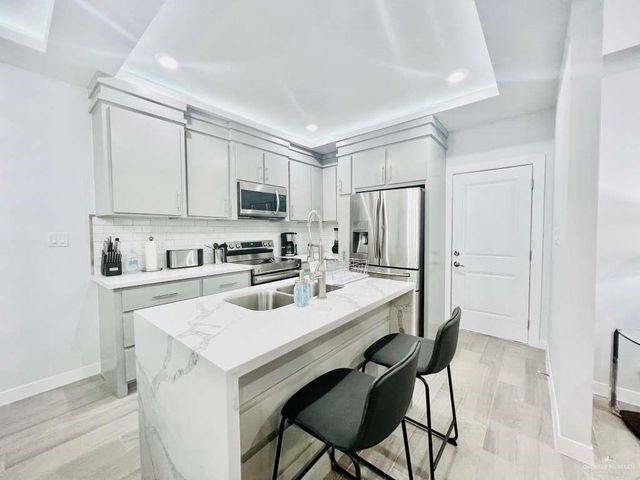 3901 Fir Avenue, Mcallen, TX 78501