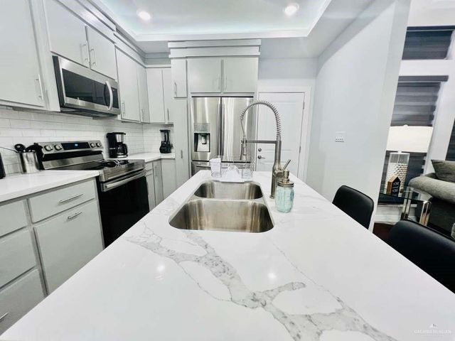 3901 Fir Avenue, Mcallen, TX 78501