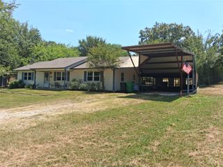 1282 Rs County Road 3325, Emory, TX 75440