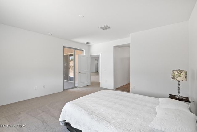 8015 S Galileo Lane, Tucson, AZ 85747