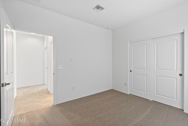 8015 S Galileo Lane, Tucson, AZ 85747