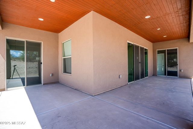 8015 S Galileo Lane, Tucson, AZ 85747