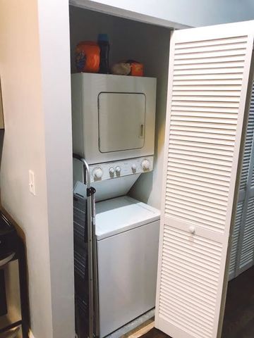 1718 W Pierce Avenue GF, Chicago, IL 60622