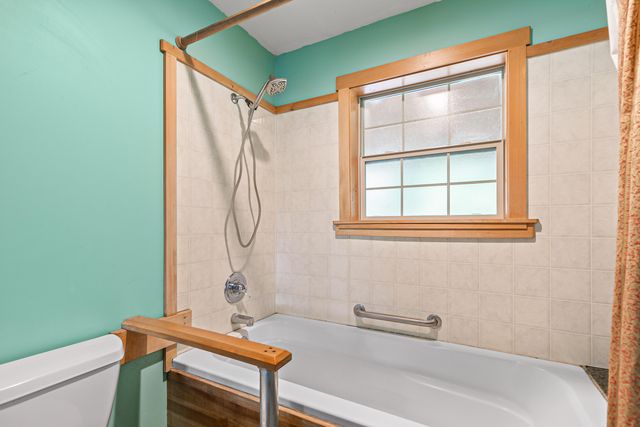 1225 Messinger Road, Grants Pass, OR 97527