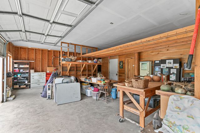 1225 Messinger Road, Grants Pass, OR 97527