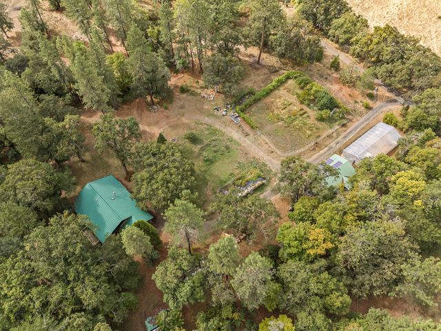 1225 Messinger Road, Grants Pass, OR 97527