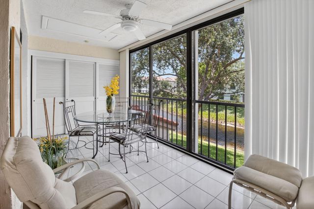 5241 Brisata Circle G, Boynton Beach, FL 33437
