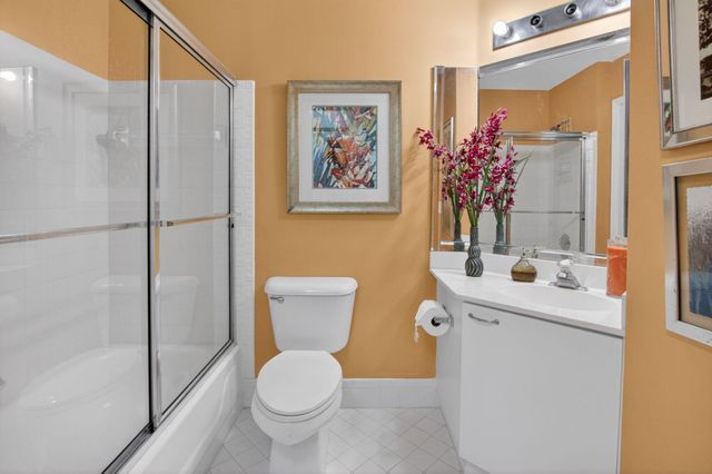 5241 Brisata Circle G, Boynton Beach, FL 33437