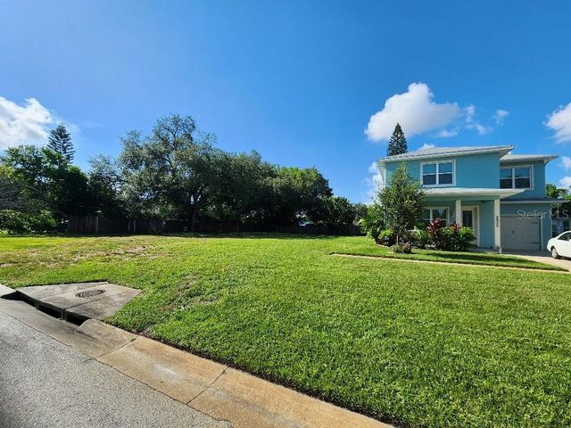 24TH AVENUE N, St Petersburg, FL 33713