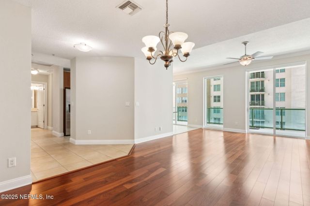 1431 RIVERPLACE Boulevard 1004, Jacksonville, FL 32207