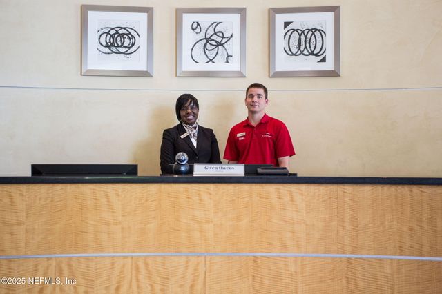 1431 RIVERPLACE Boulevard 1004, Jacksonville, FL 32207