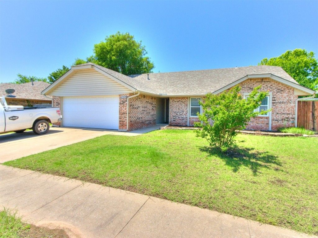 3801 Phillips Street, Moore, OK 73160