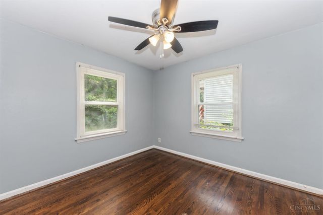 1742 Ashbrook Drive, Cincinnati, OH 45238