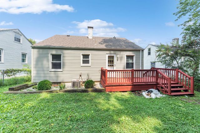 1742 Ashbrook Drive, Cincinnati, OH 45238