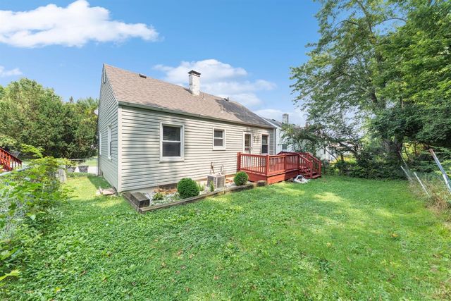 1742 Ashbrook Drive, Cincinnati, OH 45238
