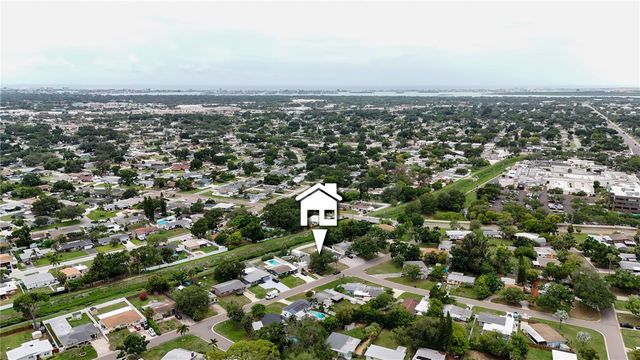 6346 35TH AVENUE N, St Petersburg, FL 33710