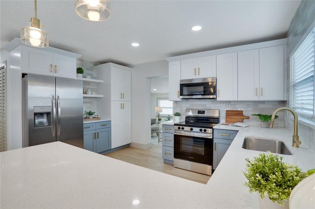 6346 35TH AVENUE N, St Petersburg, FL 33710