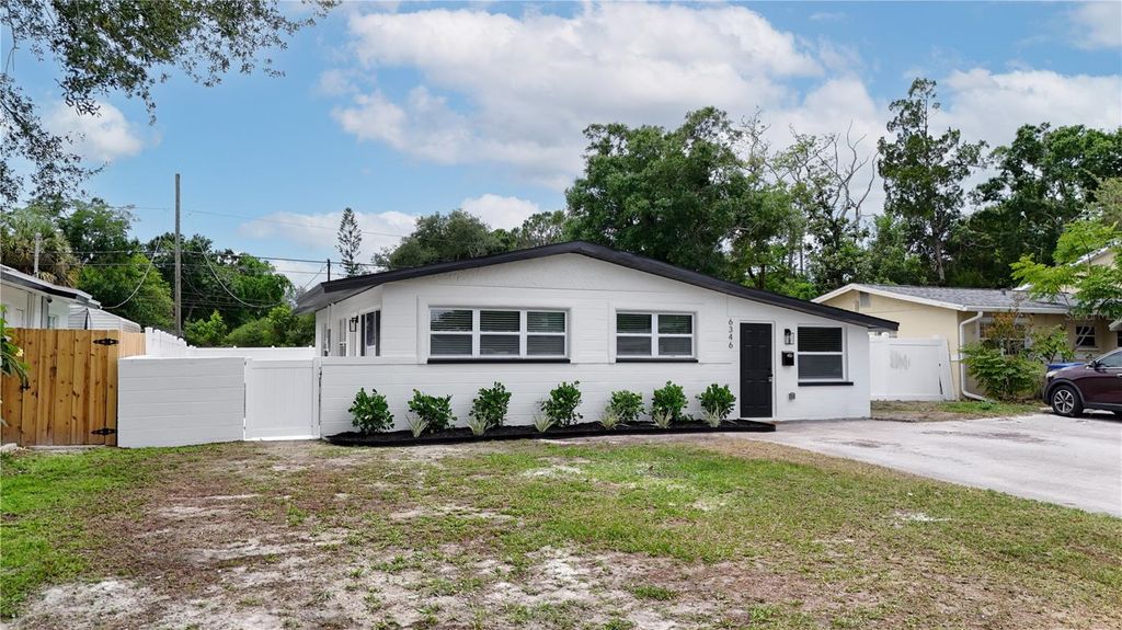 6346 35TH AVENUE N, St Petersburg, FL 33710