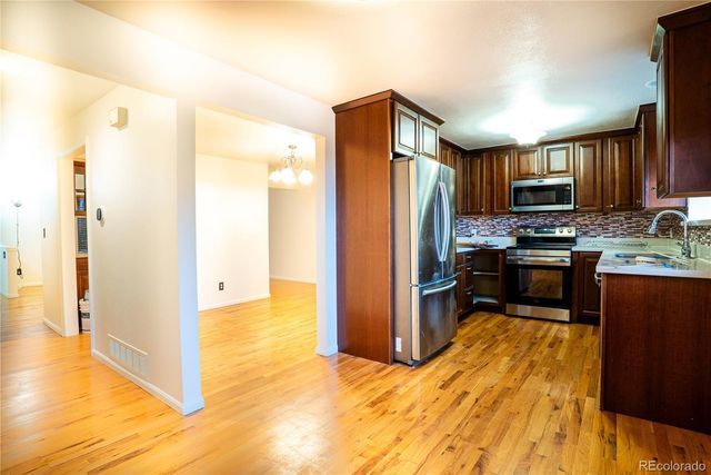 7562 S Cove Circle, Centennial, CO 80122