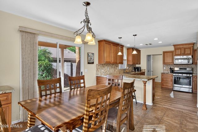6634 E RICHMOND Street, Mesa, AZ 85215