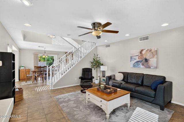 6634 E RICHMOND Street, Mesa, AZ 85215
