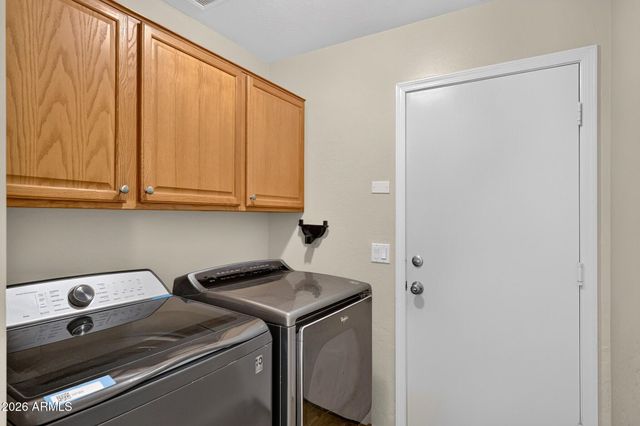 6634 E RICHMOND Street, Mesa, AZ 85215