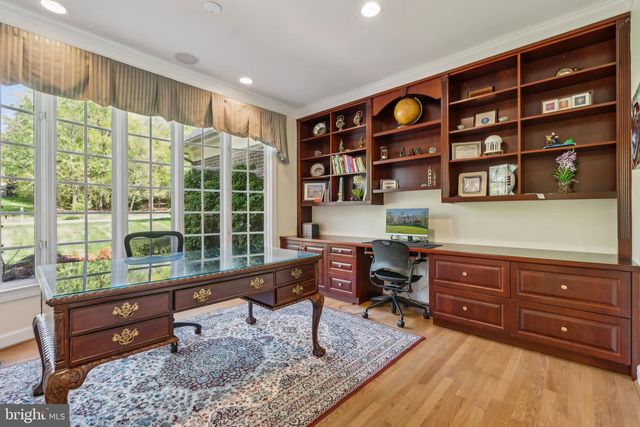 1834 ELGIN DRIVE, Vienna, VA 22182