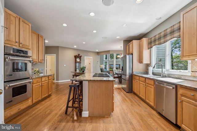 1834 ELGIN DRIVE, Vienna, VA 22182