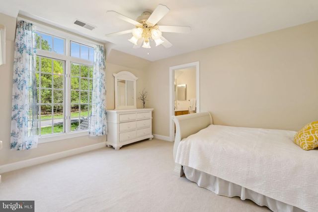1834 ELGIN DRIVE, Vienna, VA 22182