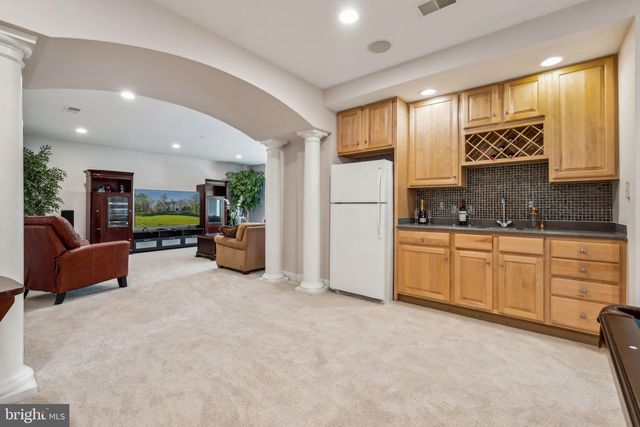 1834 ELGIN DRIVE, Vienna, VA 22182