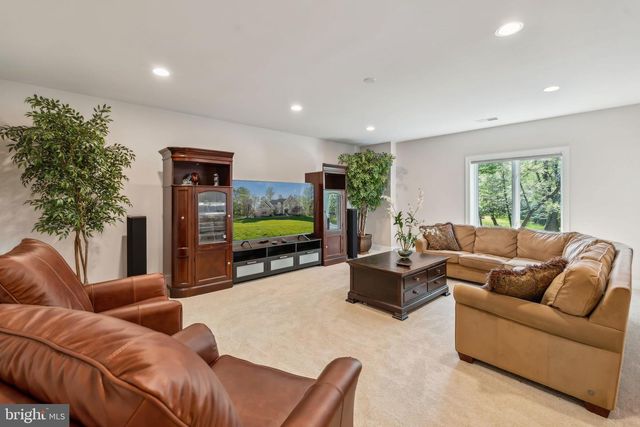 1834 ELGIN DRIVE, Vienna, VA 22182