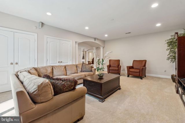 1834 ELGIN DRIVE, Vienna, VA 22182