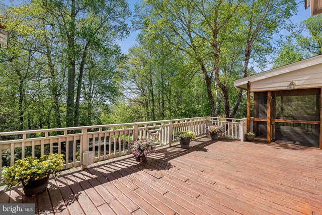 1834 ELGIN DRIVE, Vienna, VA 22182