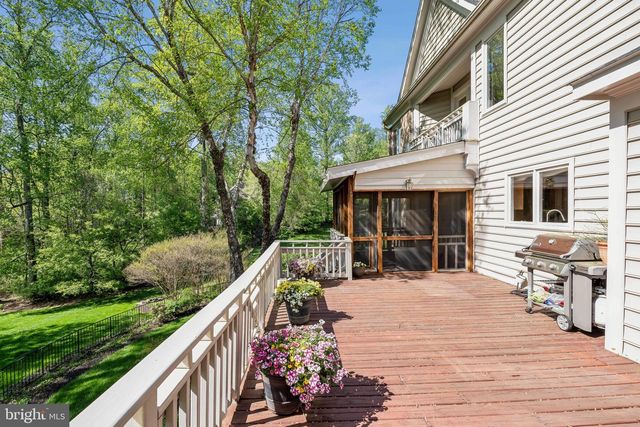1834 ELGIN DRIVE, Vienna, VA 22182