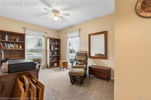 15209 Renshaw Drive, Clinton Charter Township, MI 48038
