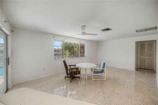 137 SINCLAIR STREET SE, Port Charlotte, FL 33952