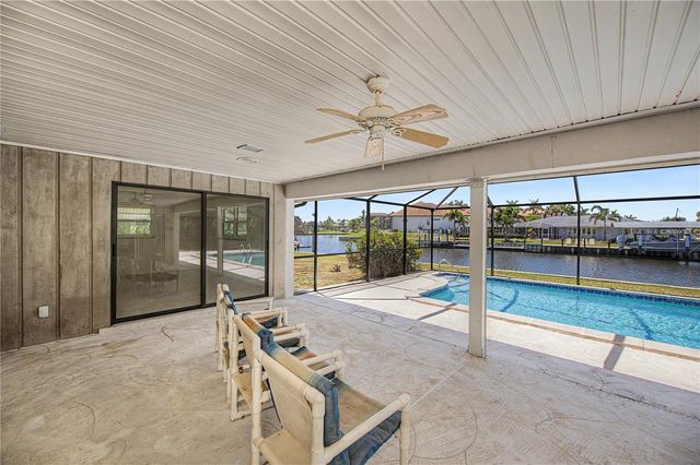 137 SINCLAIR STREET SE, Port Charlotte, FL 33952