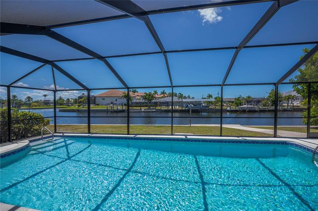 137 SINCLAIR STREET SE, Port Charlotte, FL 33952
