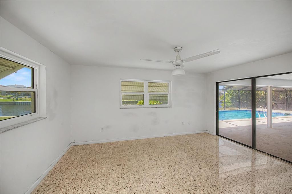 Image 32 of property listing at 137 SINCLAIR STREET SE, Port Charlotte, FL 33952