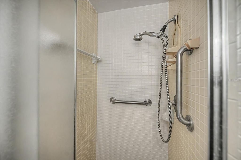 Image 50 of property listing at 137 SINCLAIR STREET SE, Port Charlotte, FL 33952
