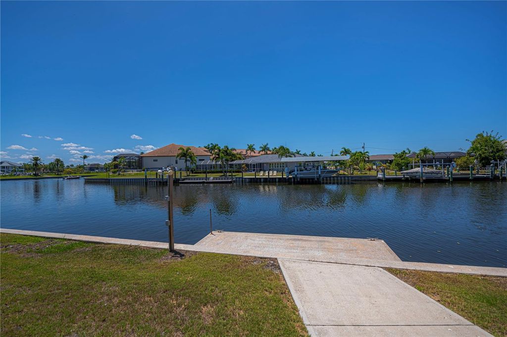 Image 68 of property listing at 137 SINCLAIR STREET SE, Port Charlotte, FL 33952